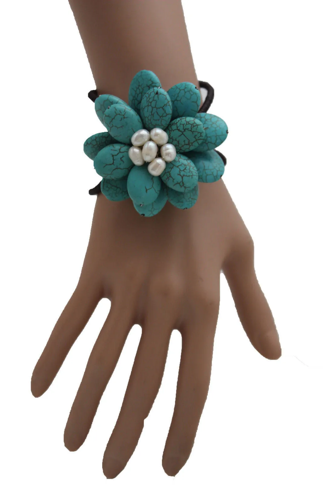 Beaded Flower Bracelet with Elastic Wristband